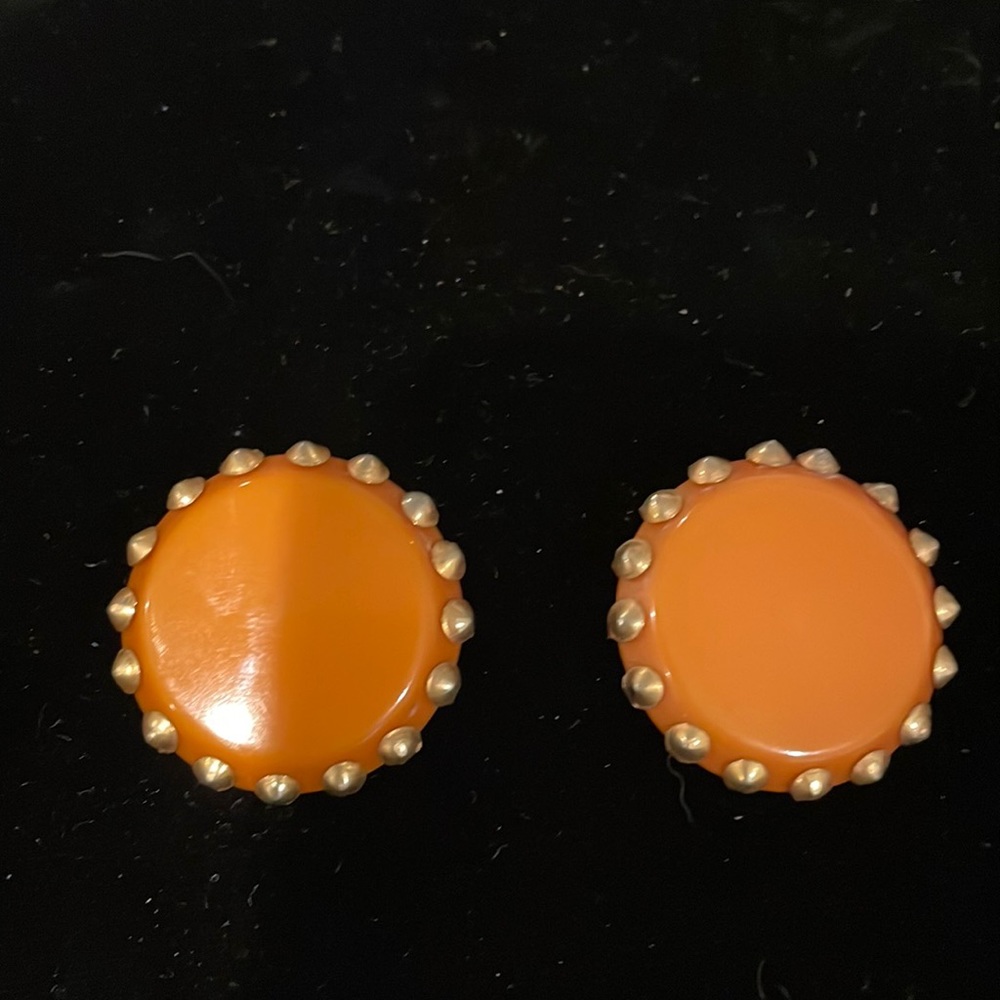 Vintage Bakelite clip on earrings